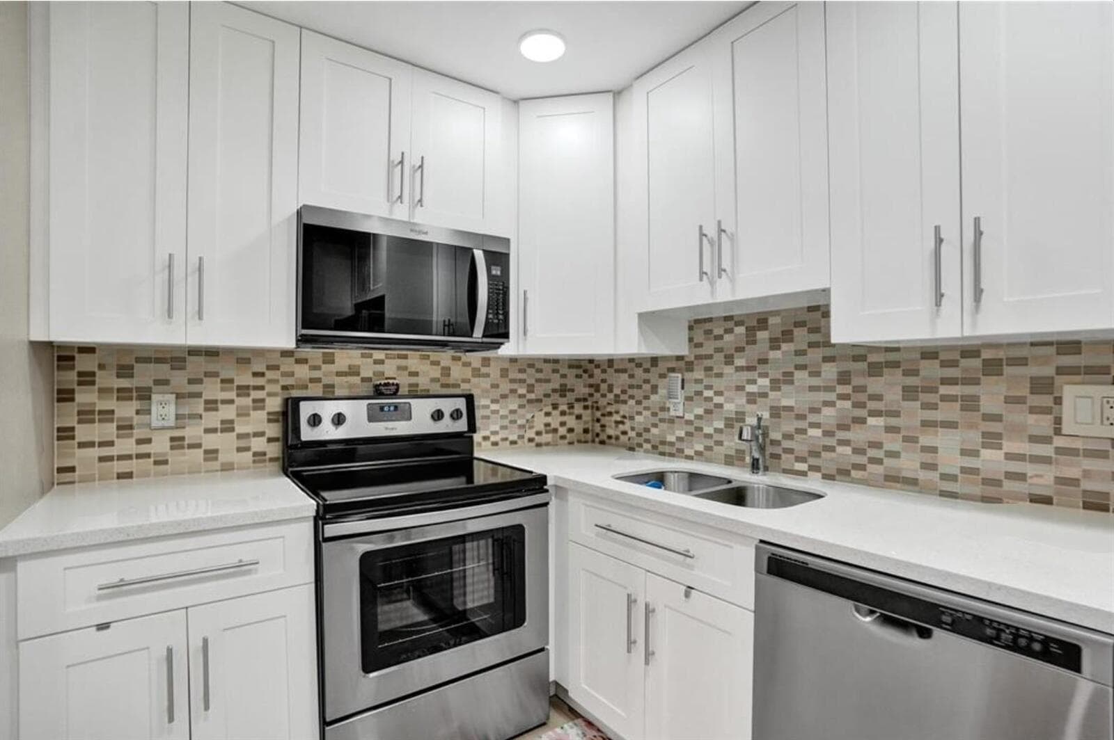 4980 E Sabal Palm Boulevard E # 124, Tamarac FL 33319 - Tamarac, FL - Photo 1