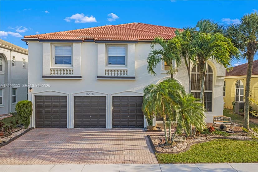 16818 SW 16th St, Pembroke Pines FL 33027