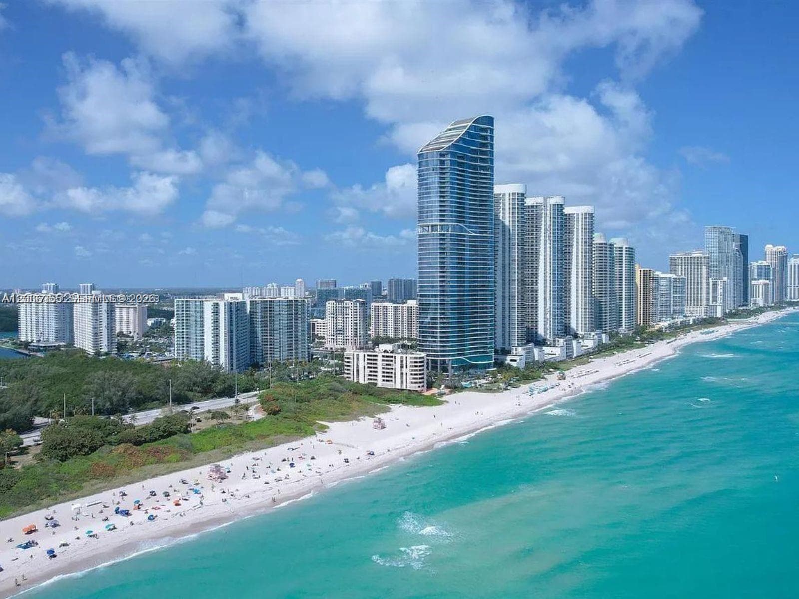 100 Bayview Dr # 216, Sunny Isles Beach FL 33160