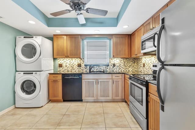 301 Lake Shore Drive # 503, Lake Park FL 33403 - Lake Park, FL - Photo 5
