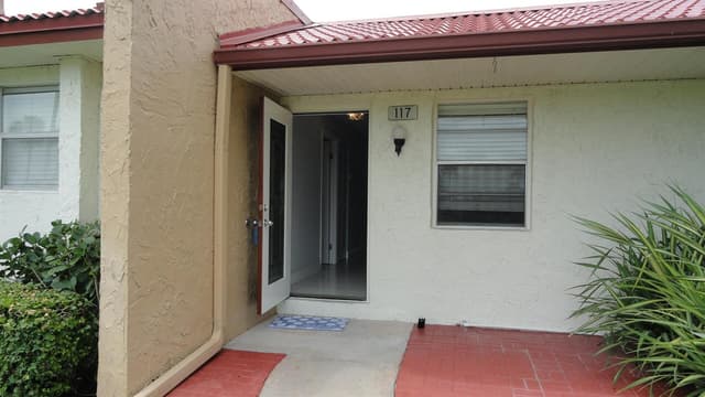 117 Golden River Drive, West Palm Beach FL 33411 - West Palm Beach, FL - Photo 2