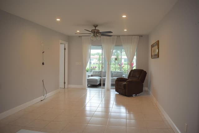 117 Golden River Drive, West Palm Beach FL 33411 - West Palm Beach, FL - Photo 6