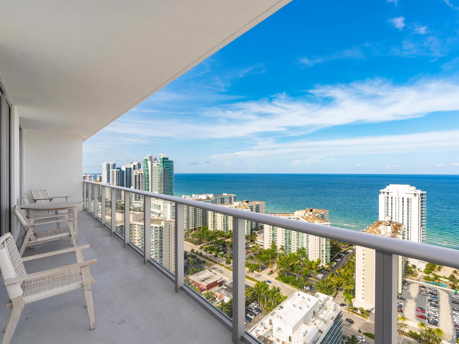 4010 S Ocean Drive # R2905, Hollywood FL 33019