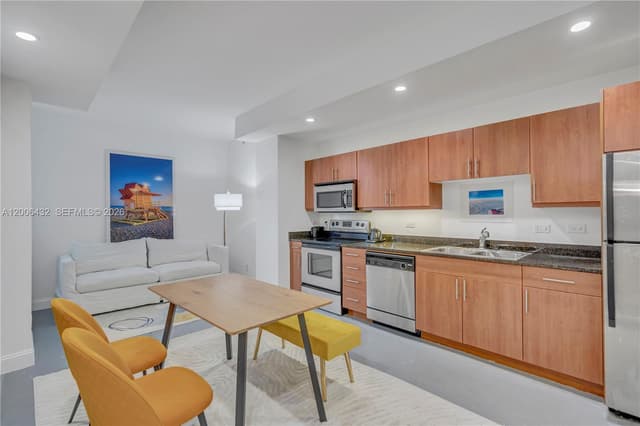 111 E Flagler St # 506, Miami FL 33131 - Miami, FL - Photo 3