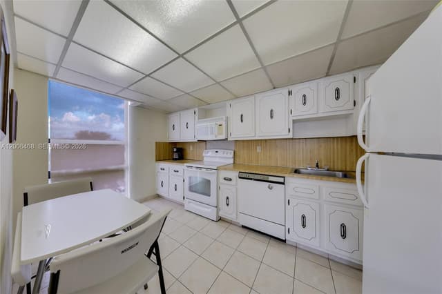600 NE 36th St # 421, Miami FL 33137 - Miami, FL - Photo 7