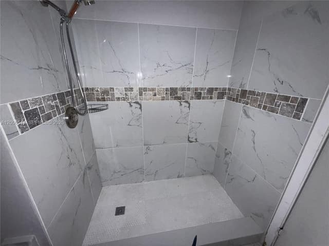 4220 SW 71st Way, Davie FL 33314 - Davie, FL - Photo 6