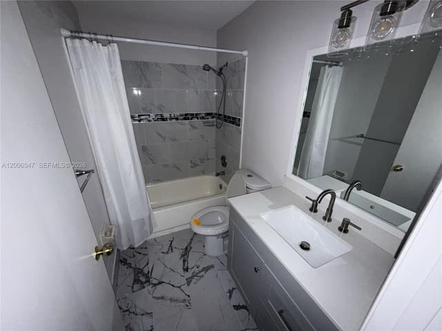 4220 SW 71st Way, Davie FL 33314 - Davie, FL - Photo 7