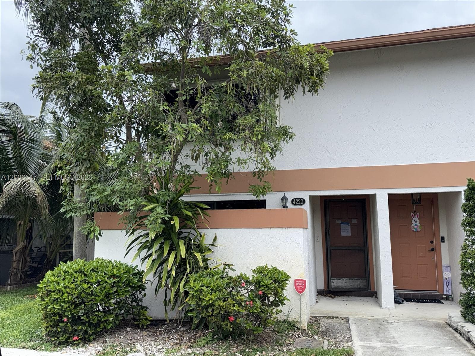 4220 SW 71st Way, Davie FL 33314 - Davie, FL - Photo 1