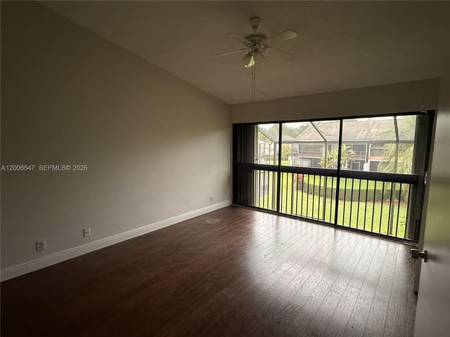 4220 SW 71st Way, Davie FL 33314 - Davie, FL - Photo 4