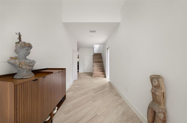 2931 SW 27th Ter # 2931, Miami FL 33133 - Miami, FL - Photo 2