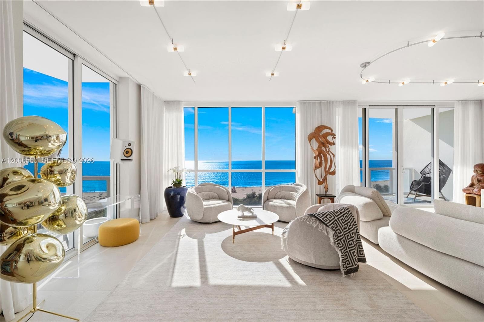 50 S Pointe Dr, Miami Beach FL 33139
