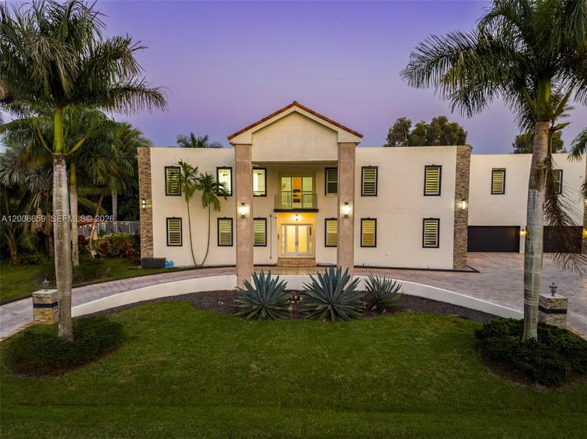1430 NW 114th Ave, Plantation FL 33323