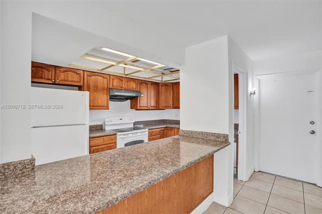 7344 SW 82nd St # C114, Miami FL 33143 - Miami, FL - Photo 6