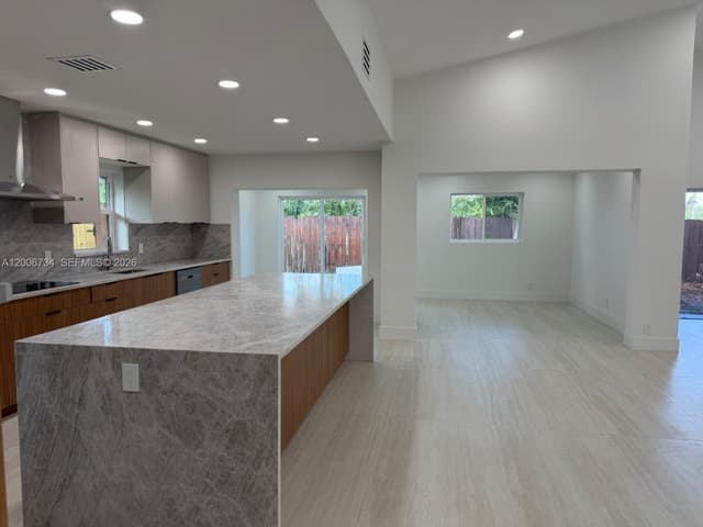 7917 Chula Vista Cres, Boca Raton FL 33433 - Boca Raton, FL - Photo 4