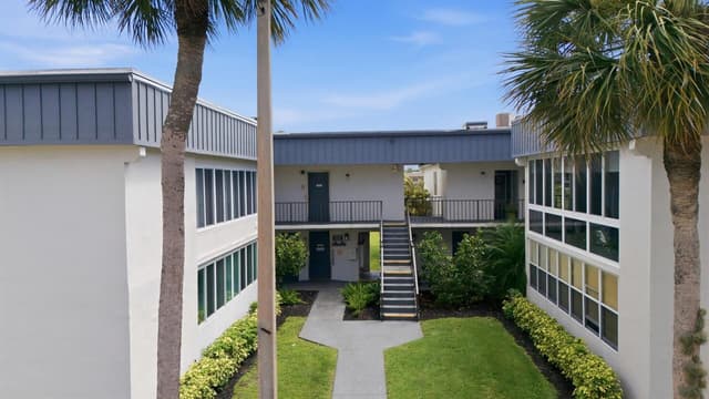 563 Piedmont L, Delray Beach FL 33484 - Delray Beach, FL - Photo 3