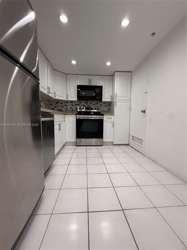 400 Kings Point Dr # 608, Sunny Isles Beach FL 33160 - Sunny Isles Beach, FL - Photo 5