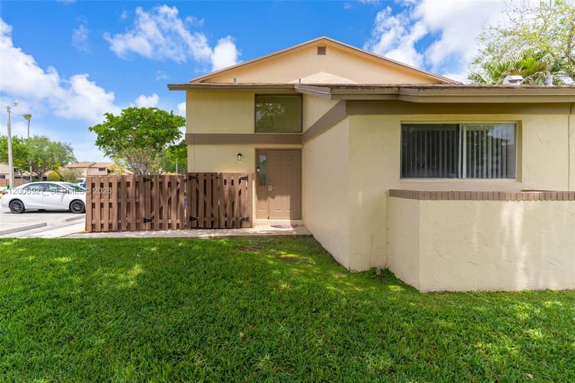 2950 NW 106th ave # 10, Sunrise FL 33322