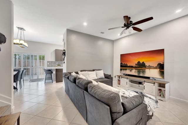 2629 SE 13th Street, Homestead FL 33035 - Homestead, FL - Photo 7