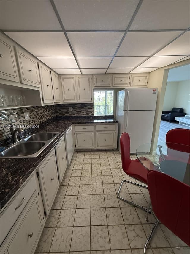 300 Diplomat Pkwy # 712, Hallandale Beach FL 33009 - Hallandale Beach, FL - Photo 7