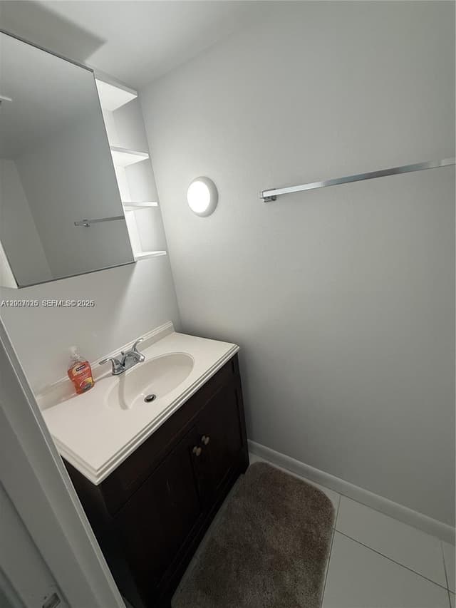 300 Diplomat Pkwy # 712, Hallandale Beach FL 33009 - Hallandale Beach, FL - Photo 3