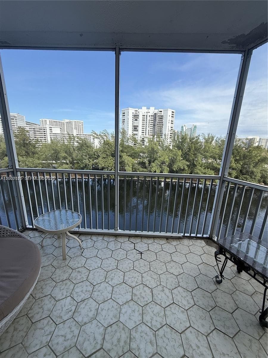 300 Diplomat Pkwy # 712, Hallandale Beach FL 33009 - Hallandale Beach, FL - Photo 1