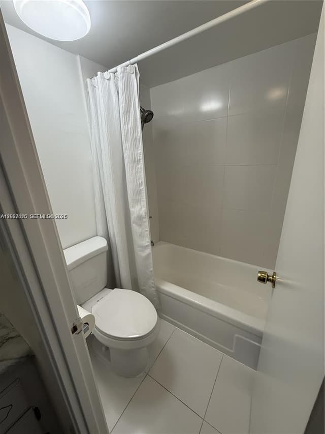 300 Diplomat Pkwy # 712, Hallandale Beach FL 33009 - Hallandale Beach, FL - Photo 5