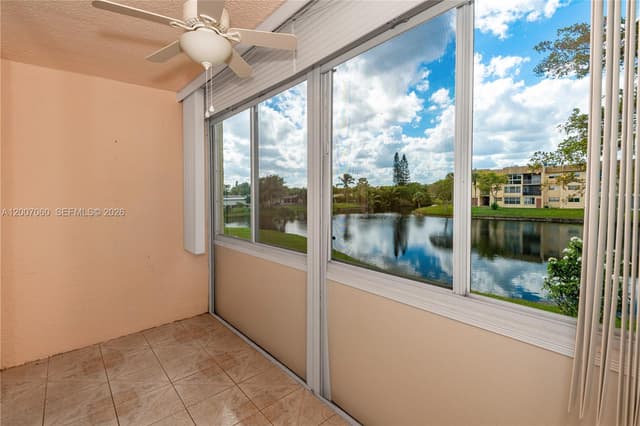 8345 Sunrise Lakes Blvd # 210, Sunrise FL 33322 - Sunrise, FL - Photo 2