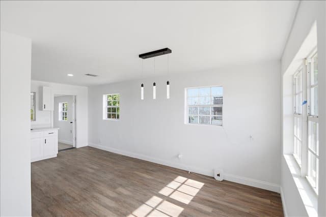 270 SW 10th Avenue, South Bay FL 33493 - South Bay, FL - Photo 7