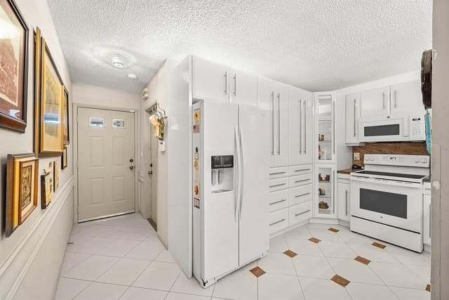 18881 Jolson Avenue # 1, Boca Raton FL 33496 - Boca Raton, FL - Photo 5