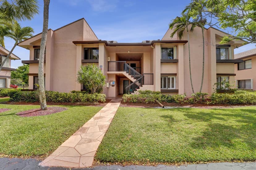2160 SW 93 Way # 1002, Davie FL 33324