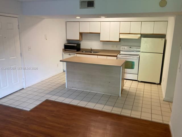 3985 W Mcnab Rd # A111, Pompano Beach FL 33069 - Pompano Beach, FL - Photo 3