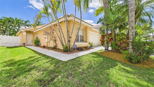 17626 SW 20th St, Miramar FL 33029 - Miramar, FL - Photo 2