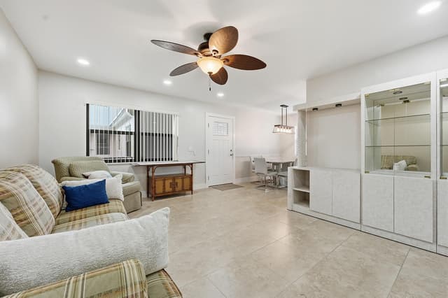 566 Piedmont L, Delray Beach FL 33484 - Delray Beach, FL - Photo 6