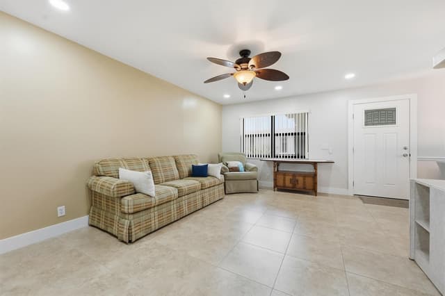 566 Piedmont L, Delray Beach FL 33484 - Delray Beach, FL - Photo 5