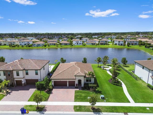 3523 Haldin Place, Royal Palm Beach FL 33411 - Royal Palm Beach, FL - Photo 2