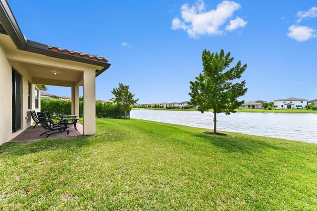 3523 Haldin Place, Royal Palm Beach FL 33411 - Royal Palm Beach, FL - Photo 4