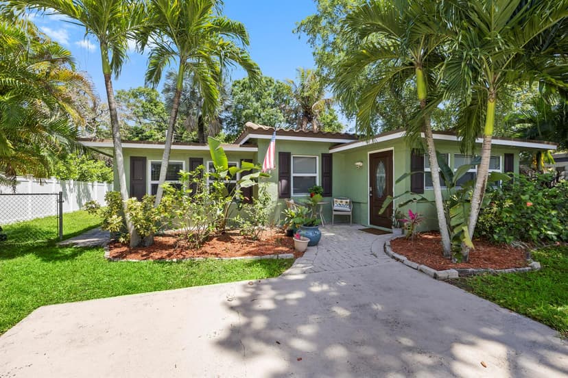 2660 SW 12th Terrace, Fort Lauderdale FL 33315