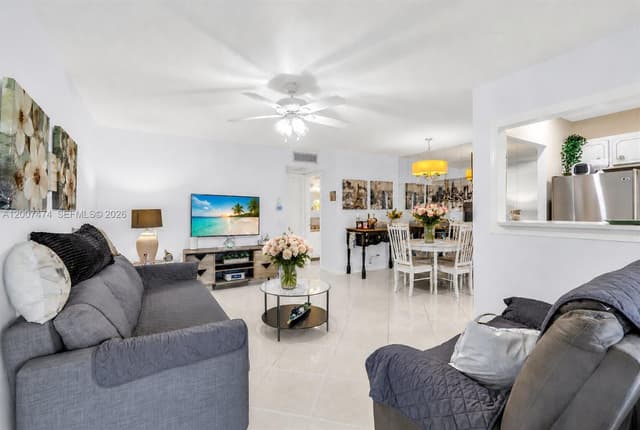 5300 Washington St # H137, Hollywood FL 33021 - Hollywood, FL - Photo 2