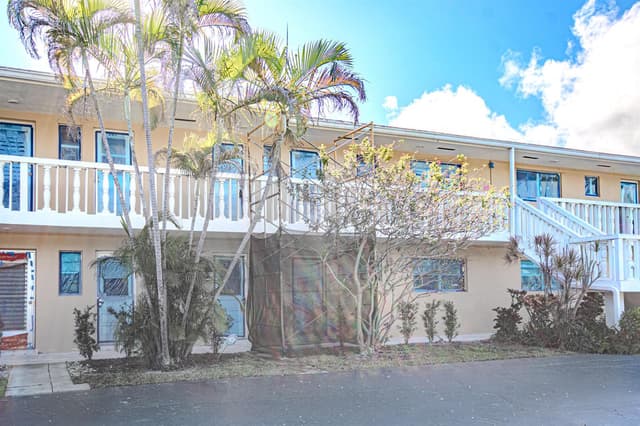2222 NE 1st Way # 202, Boynton Beach FL 33435 - Boynton Beach, FL - Photo 2