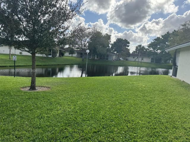 9863 Three Lakes Cir, Boca Raton FL 33428 - Boca Raton, FL - Photo 3