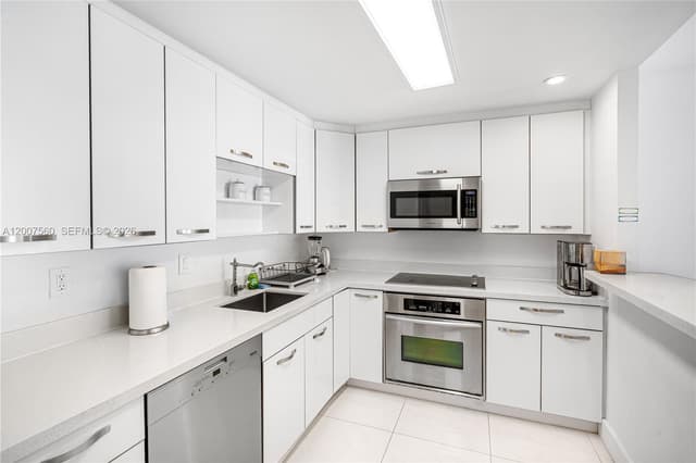 19370 Collins Ave # 1612, Sunny Isles Beach FL 33160 - Sunny Isles Beach, FL - Photo 5