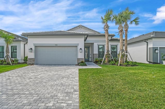9358 Cape Honey Bee Lane, Lake Worth FL 33467 - Lake Worth, FL - Photo 3