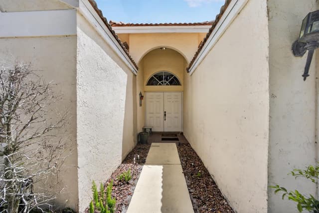 10870 Old Bridgeport Lane, Boca Raton FL 33498 - Boca Raton, FL - Photo 7