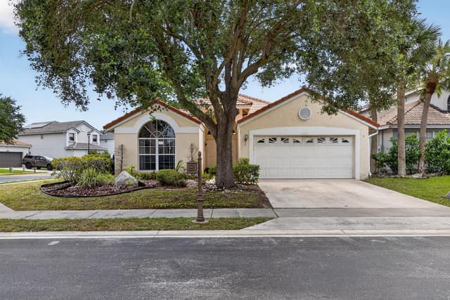 10870 Old Bridgeport Lane, Boca Raton FL 33498 - Boca Raton, FL - Photo 3