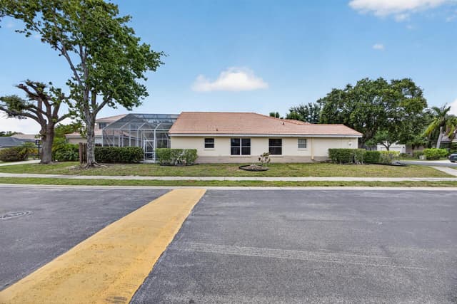 10870 Old Bridgeport Lane, Boca Raton FL 33498 - Boca Raton, FL - Photo 5