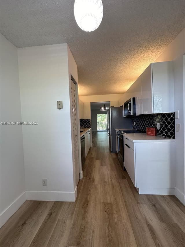 1300 SW 124th Ter # 408P, Pembroke Pines FL 33027 - Pembroke Pines, FL - Photo 3