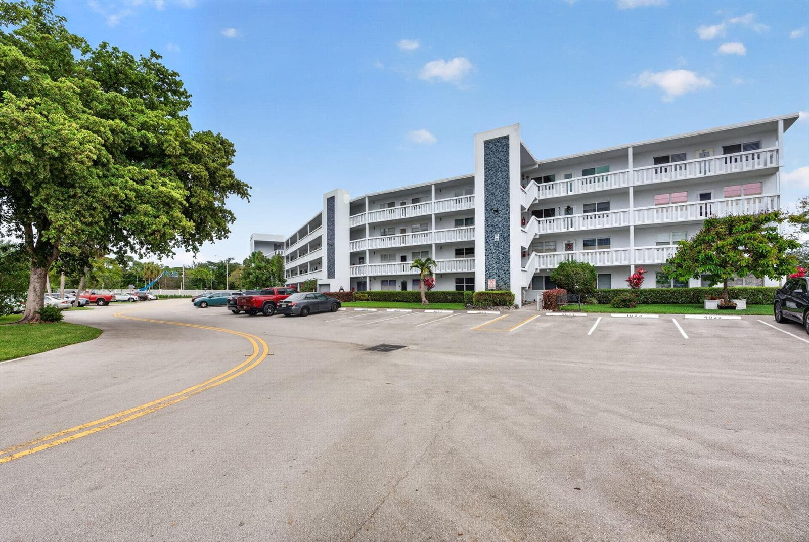 1025 Ventnor # H, Deerfield Beach FL 33442