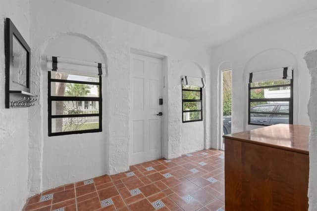 625 Selkirk Street, West Palm Beach FL 33405 - West Palm Beach, FL - Photo 6