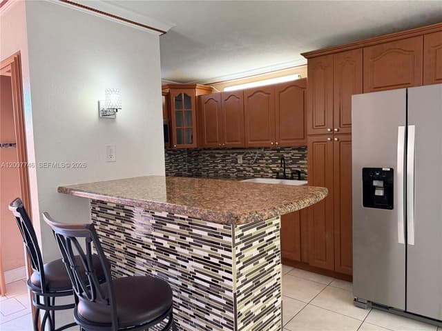 1850 W 56th St # 2404, Hialeah FL 33012 - Hialeah, FL - Photo 6