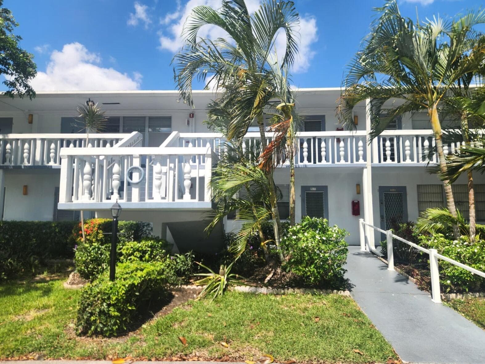 307 Tilford O # 307, Deerfield Beach FL 33442 - Deerfield Beach, FL - Photo 1